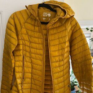 Women's Mountain Hardwear Quilted Puffer Jacket Size S